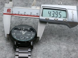 手表尺寸40是多少厘米(石英表和机械表一般的厚度是多少)